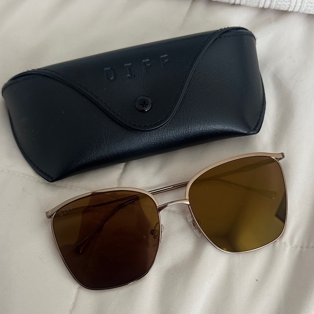 Diff Eyewear Sunglasses with Brown Lenses